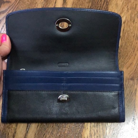 Coach wallet - Picture 2 of 4